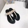Luxury Designer Slide Slippers Summer sandals Beach Indoor Flat Flip Flops Leather Lady Women Fashion Classic Shoes Ladies Size 35-40