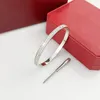 Luxe Volledige Diamanten Armband Designer Design Bangle Mannen en Vrouwen Hoge Kwaliteit Armband Bruiloft Sieraden Stuur Vriendin Gift289p