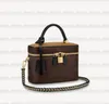 Cosmetic Bags Top quality Genuine leather VANITY camera Shoulder Bag Women's men tote crossbody Bags Luxury Designer totes fashion wallet Cases card pockets handbag