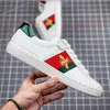 Top Quality Designer Golden Bee ACE Embroidered Shoes Mens & Women Genuine Leather Red bottoms Green Blue Stripe Sneaker Casual Shoes With G logo