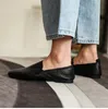 Sandaler Flat Shoes Woman Slip On Cowhide Outdoor Loafers Female Flats Round Toe Simple Style Handgjorda damer Storlek 40 -Sandaler