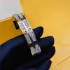 Pulsera de oro para mujer Diseñador de joyería de plata Pulseras para hombre F Full Diamond Luxurys Diseñadores Joyería Mujer Pulsera de amor con caja