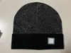 Clássico de alta qualidade designer inverno gorro masculino e feminino design de moda malha bonés outono lã chapéu carta jacquard unisex quente crânio chapéu vvl