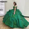 Fantastisk mörkgrön quinceanera -klänningar sexiga från axeln glänsande paljett spets appliced ​​prinsessor prom boll klänning nivån plus size sweet 16 klänning cl0344