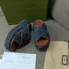 2024 Designer Fashion Women's Slippers Sandaler Special Fabric Material Brodery Varumärke Högkvalitativ lyxatmosfär Elegant topp