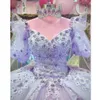 2022 Lila Quinceanera-Kleid mit halben Puffärmeln, Applikationen und Spitze, Ballkleid mit schulterfreiem Cape, Perlen und Rüschen, Festzug Sweet 15 B0701x09