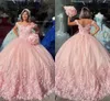 2022 Abiti Quinceanera rosa con applicazioni in pizzo floreale 3D Perline Tulle Swee Train Straps Pieghe Sweet 15 16 Birthday Ball Gown Custom Made C0601G07