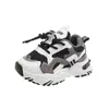 Lightweight Toddler Sneakers Kids 2022 Nyligen släppt båge Support Chunky Sneakers för flickor Little Boys Running Shoes E12251 G220527