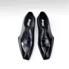 Kl￤nningsko m￤n ￤kta l￤derman kl￤nning triangel loafer mode mens designer loafers plus storlek 37-46