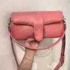 Diseñador C's Pillow Tabby Bolso de hombro Mujer Rosa Negro Color puro Bolsos Bacchus Hardware retro Bolsos de lujo nublados Cena de cuero suave