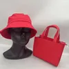 أزياء المرأة حقيبة يد مع القبعات حمل حقيبة متعددة الألوان حقائب اليد حقائب الكتف وقبعات 2PCS