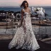 2022 Strand sjöjungfru bröllopsklänningar Sexig nakenfoder Blommig Lace Applique Country Bohemian Sweetheart Bridal Gown Vestido Novia Berta