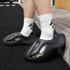 Sandaler män mode hål skor sommar 2022 ny anti slip strand sandaler sexiga ihåliga plattform tofflor trend kvinnor höga klackar 220412