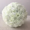 装飾的な花人工バラシルクの花のキスボール結婚式のための吊り下げボール