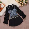 Vestidos casuales Alta calidad Shinny Diamond Beaded Denim Chaleco Camisa blanca Vestido 2pcs Trajes Puff Manga Blusa Borla Conjuntos de perlas Fem252H