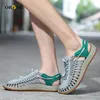 Sandálias Plus Size 35-46 Men Shoes Handmade Tricot Brand Moda Beach Slides City Lazer Caminhadas Sandálias MasculinasSandálias