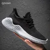 Scarpe da uomo Sneakers maschili di alta qualità Traspiranti Bianche Moda Palestra Casual Leggere Camminate Calzature taglie forti