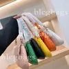 Lüks tasarımcı kadın omuz çantaları mizaç çapraz vücut moda el çantası yüksek kaliteli koltuklu çanta totes narin cüzdanlar 6 renk