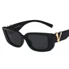 Occhiali da sole Donne quadrate rettangolari nere Trendy Trendy Stretti Stretti Brand Grida da sole per occhiali da donna Uv400Sunglasses Uv400
