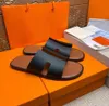 Designer de luxe Diapositives Oran Sandales Pantoufles Hommes d'été Sandale Flat Flip Flop Crocodile Skin Slide Pantoufle en cuir véritable avec boîte