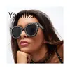 Star Studded Square zonnebrillen vrouwen grote zwarte zonnebrillen vrouwelijk oversized rave festival vintage oculos9198726