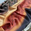 Women039s vierkante sjaal goede kwaliteit 100 zijde materiaal Gradiëntprint letter Luipaard graanpatroon maat 130cm 130cm4851369