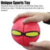 Toys Flat Throw Disc Ball Flying UFO Magic Balls met LED Light voor speelgoedballen voor kinderen Boy Girl Outdoor Sports Gift3012515