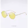 Sunglasses de marque de mode non concepteur de la qualité supérieure des Lunettes de Soleil avec étui en cuir noir ou brun nettoyé