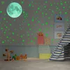 435 pc's/set Luminous Moon Stars Dots muur sticker kinderkamer slaapkamer woonkamer huisdecoratie stickers gloeien in de donkere stickers 220613