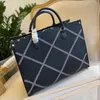 Onthego Bolsos de diseñador de moda simple para mujer Bolso de cuero Messenger Cross Mochila de viaje para mujer Monedero Bolso de compras grande M44925