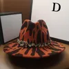 Berets Sided Cow Pattern Top Hat With Leopard Belt Fedoras Western Cowboy Felt Winter Thick Warmth Ladies Jazz HatBerets