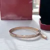 Designer Smalt armband Tennis Importerad sub-guld galvanisering 18k Rose/Vit guld Storlek 17 högkolhaltiga diamanter Skruvarmband Present