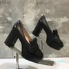 Chaussures formelles pour femmes printemps et automne, diapositives de styliste, motif à rayures personnalisé, boucle en métal, série de chaussures de luxe