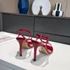 Лучшее качество 2022 Весеннее летнее летняя пряжка вокруг пальцев с сандалиями патентные кожа высокие каблуки тапочки дизайн бренда дизайн шелковые сандалии