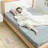 Kläd garderob förvaring sängkläder klipp plastslipbeständig klämt quilt säng täcker gripare fästelement madrass hållare för ark organi
