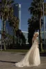 2022 بالإضافة إلى حجم فساتين الزفاف قبالة الكتف الدانتيل ثياب تول الزفاف دبي العربي عاريات الشاطئ فستان الزفاف C0527W1