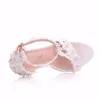 Sandálias femininas Flores de renda brancas Pearl Tassel Bridal Stiletto Super Fine High Saltos Sapatos de Casamento delgados