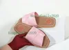 aw 2021 Newest Branded Women Woody Mules Fflat Slipper Deisgner Lady Lettering Fabric Outdoor Leather Sole Slide Sandal