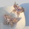 Crystal Cartoon Futterfly Brosches for Women tredimensionell personlighet Diamond Brosch Pin Jewelry Clothing Corsage Kvinna