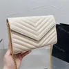 Avec boîte Designer WOC Enveloppe Sacs à bandoulière avec chaîne pour femmes Mode Luxe Cuir Bandoulière Sac à main Noir Kaki Blanc Caviar Flap Sac à main