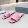 Frauen Hausschuhe Sandalen Mode Dreieck Flache Slides Flip-Flops Sommer Echtes Leder Outdoor Loafer Bad Schuhe Mit Box