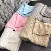 Z imieniem spersonalizowane haftowane obrzęk Born Comfort Bedding Bedding Ket Wrap Crib Stroller 220712