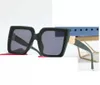 1pcs com case Summer Woman moda moda ao ar livre óculos de sol gradiente de vidro Dirigindo óculos de sol Lady Big Square Frame Proteção de praia Dazzling Sunglasse Driving Driving