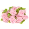 50pcs/działka 2cm sztuczna jedwabna mini -róża głowice kwiatowe tworzą satynową wstążkę ręcznie robioną DIY Scrapbooking do dekoracji ślubnej