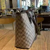 2022 New Trend Fashion Atmosphere Counter Bag Carty Prace Hand Hand Radi