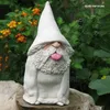 Jardin Blanc Vieil Homme Assistant Nain Gnome Statue Résine Vilain Fumer Maison Carft Ornements Figurine Décorations Art Cour Extérieure 220728