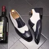 Lüks İtalyan gelinlik parti ayakkabıları moda sivri ayak parmağı dantelli beyaz el dikiş deri sıradan resmi iş sürüş yürüyüş somunları n17