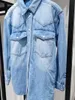 Jackets femininos de camisa de bolso duplo feminino Jaqueta de jeans de trespôs de manga comprida 2022 Spring Ladies simples Cardigan azul claro C