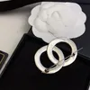 Broche de perlas Double Diseñadores de lujo Joyas Broche de incrustaciones Broches de alta calidad para hombre Broche simple de moda para mujer