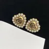 Mujeres diseñadoras Pearl Pearring Joyería de lujo Amor Forma de la oreja Moda de moda Moda de moda Hoops Studs Gold Hoop Pendientes 2022
